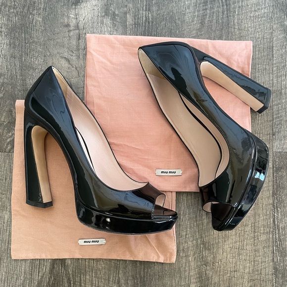 Miu Miu Patent Leather Pumps ♟️ - Picture 2 of 16